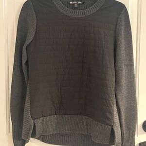 Athleta Quilted Black and Gray Pullover